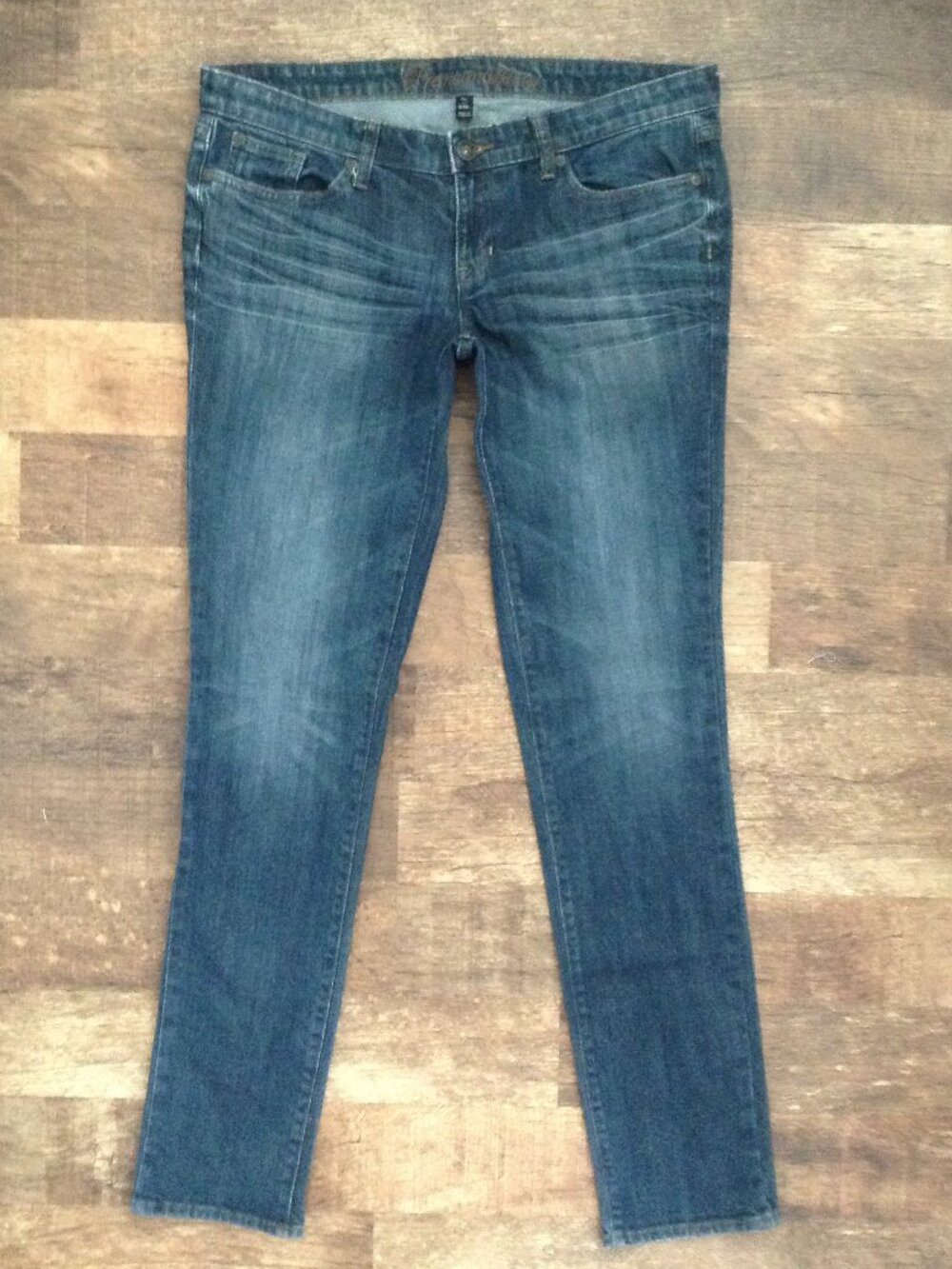⭐GAP PREMIUM SKINNY DENIM JEANS in Medium Wash, size 8⭐